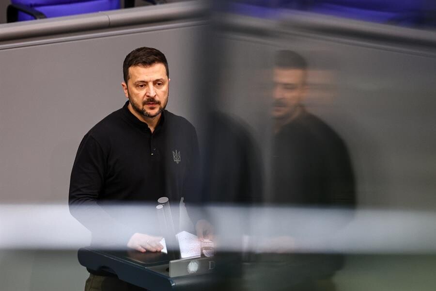 Президент Украины призывает к предоставлению большего количества оружия для изгнания российских войск с оккупированных территорий