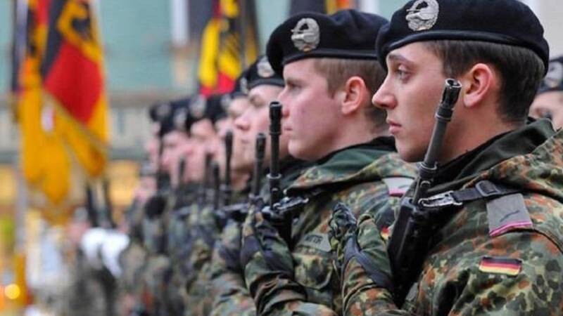 Военная база в Кёльне закрыта из-за загрязнения воды