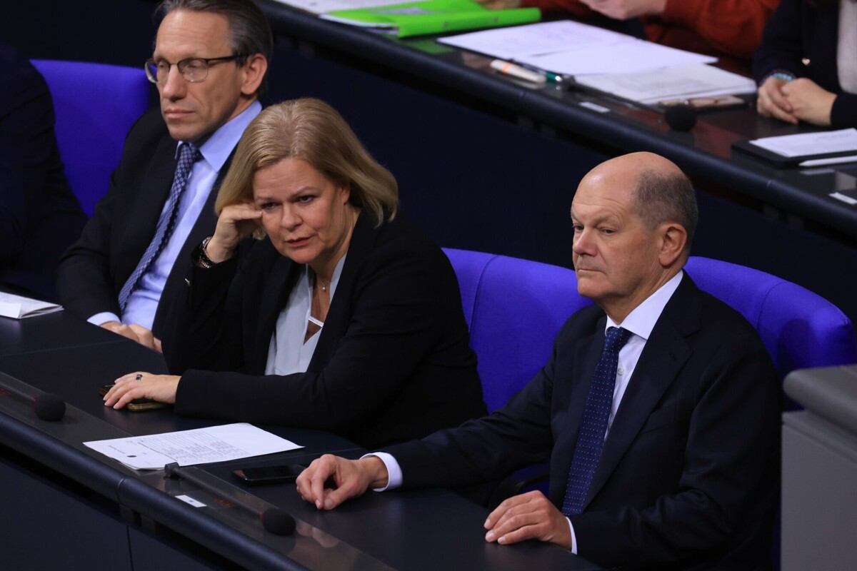 German Parliament Votes Against Immigration Law Proposal