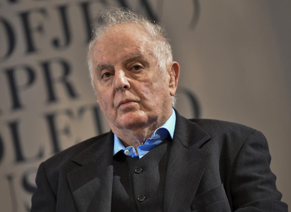Daniel Barenboim Reveals Parkinson's Diagnosis