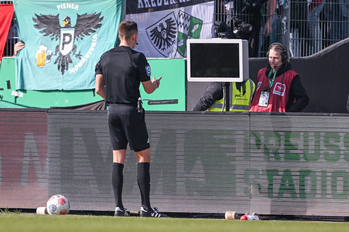 Fan Disables VAR in German Second Division Match