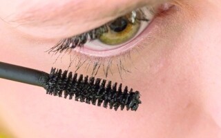 Warning Against Lash Serums with Prostaglandin | Ours Abroad News