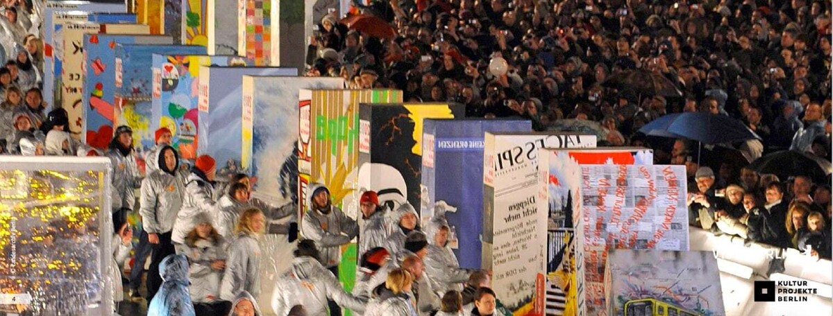 35th Anniversary of the Berlin Wall Falls | Ours Abroad News