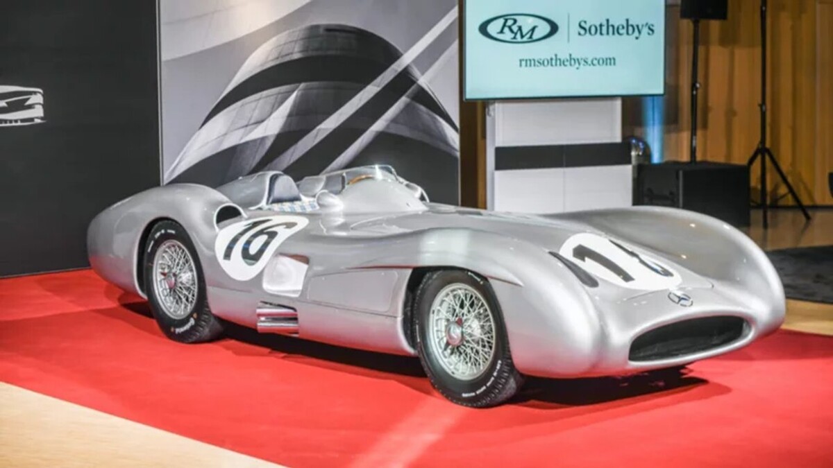 Historic Auction: Fangio's Car Sets Record Price
