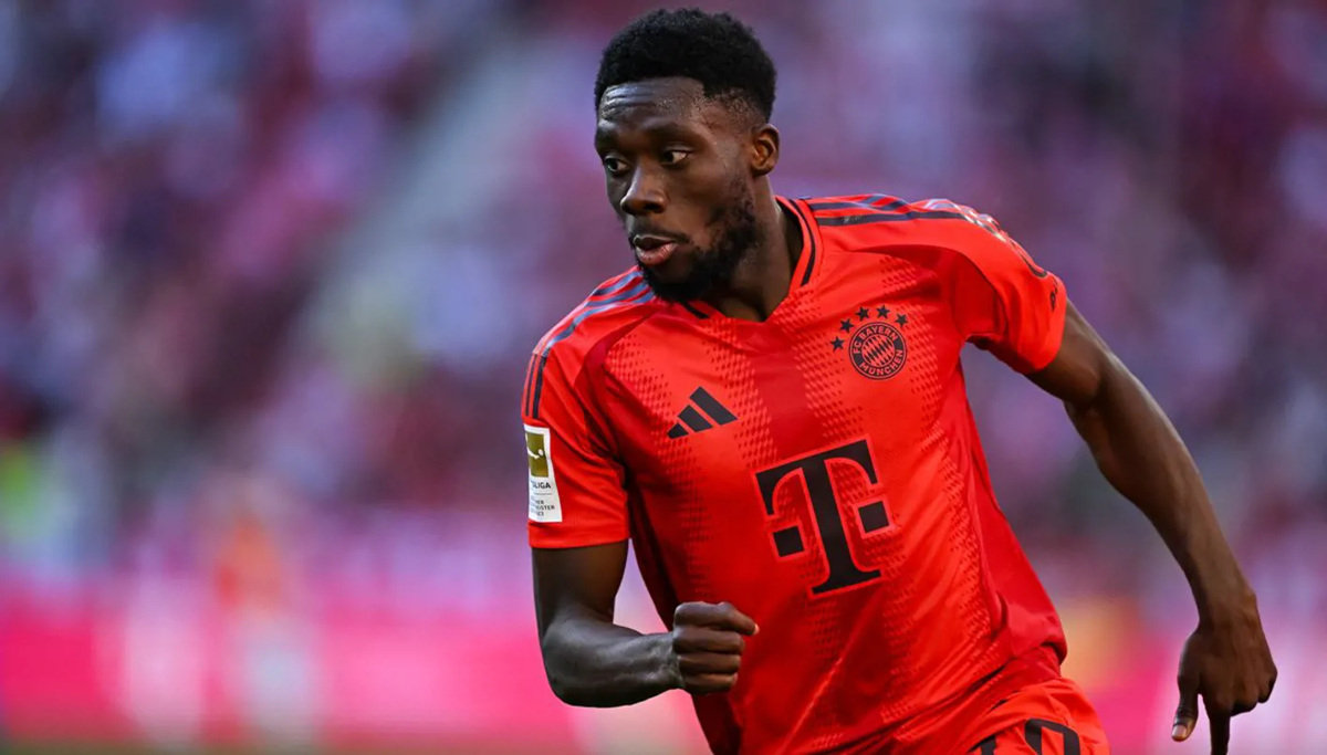 Injury of Alphonso Davies in Bayern Munich Match