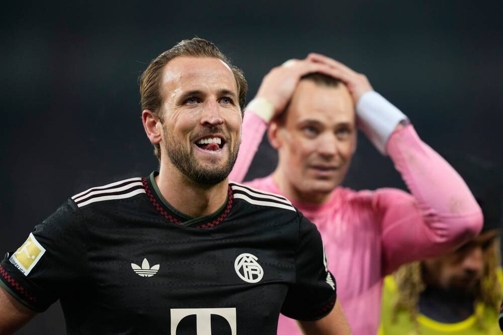 Neuer Expresses Frustration After Mistake Ends Bayern's Winning Streak