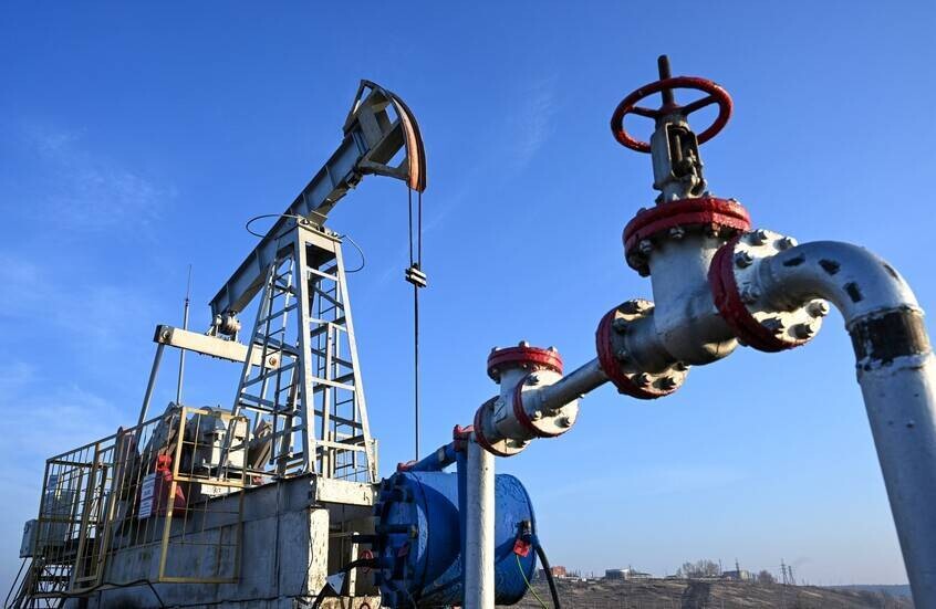 Oil prices could exceed $100 if Strait of Hormuz closes