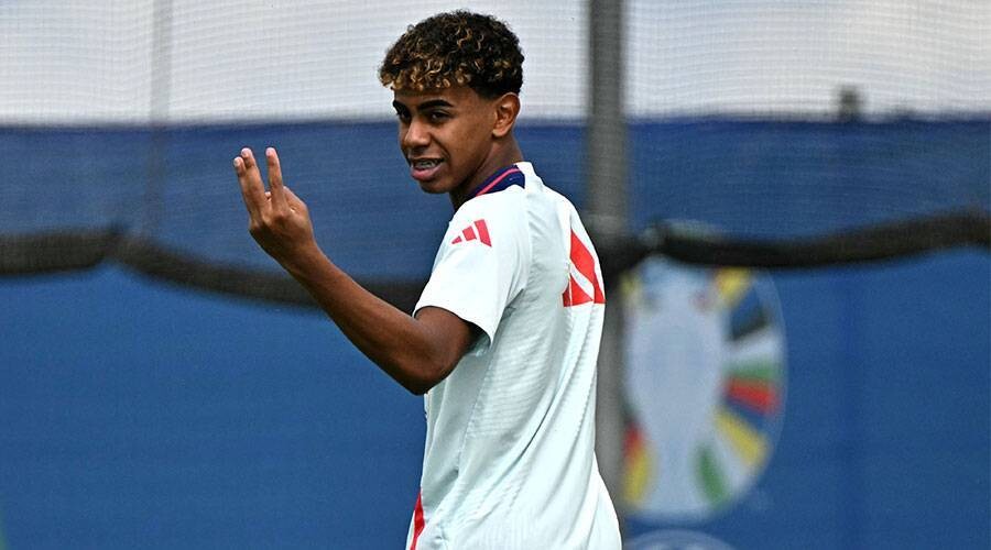 Немецкий трудовой закон не позволяет участию игрока младше 18 лет в финале Евро-2024