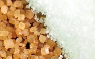 Немецкое общество по питанию: Коричневый сахар не лучше для здоровья, чем белый сахар