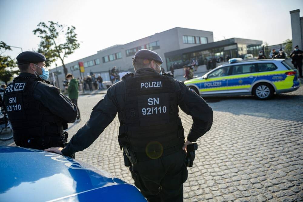 Tragic Incident in Mannheim: One Dead in Car Collision