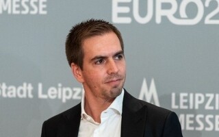 Филипп Лам выбирает устойчивый транспорт на Евро-2024, в отличие от Франца Беккенбауэра