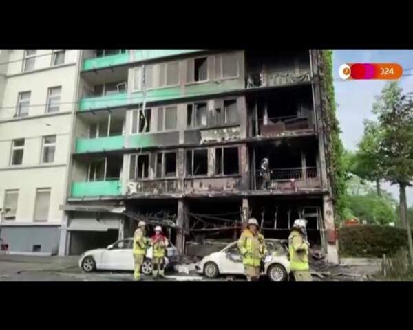 Смертоносный взрыв взорвал жилой дом в Дюссельдорфе