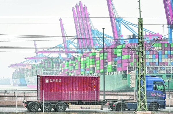 Положительный сальдо внешней торговли Германии увеличился в мае