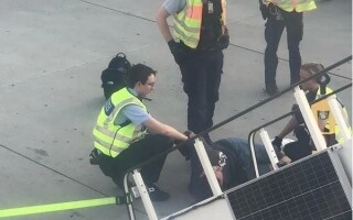 Пассажиры испытали ужас на рейсе EasyJet