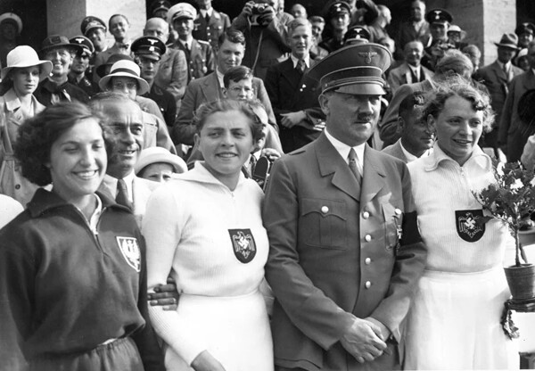 Hitler Suffered from a Genetic Sexual Development Disorder