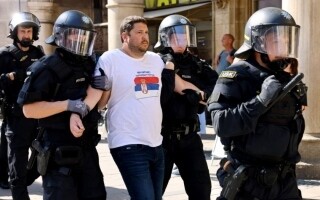 Столкновения между фанатами из Сербии и полицией в Мюнхене