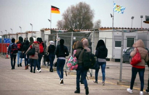 Германия ужесточает политику по предоставлению убежища