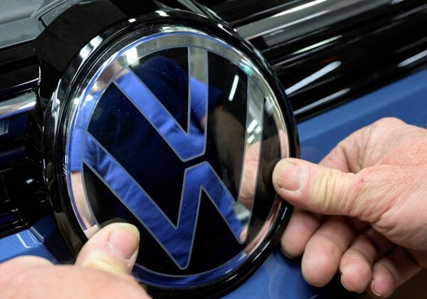 Volkswagen Expects Electric Car Sales to Rise